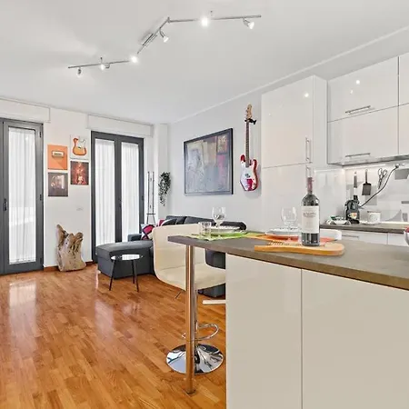 Milano-m1 Rock House Milano