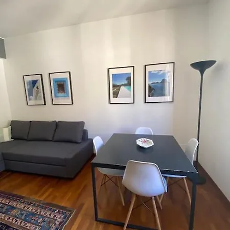 Casa 51 Arco Della Pace Apartment
