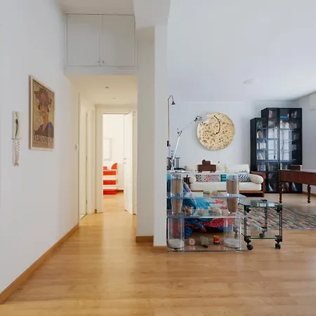 Milan-linate With Balcony מילאנו