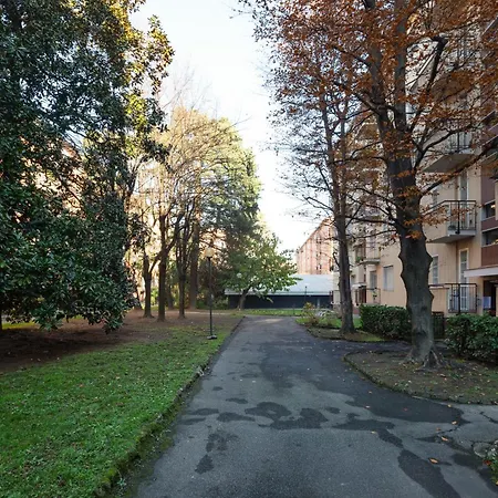 Apartment Milan-linate With Balcony *