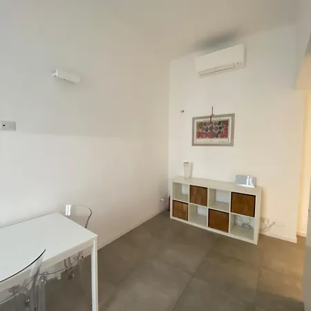 Luminoso Bocconi Navigli Daire