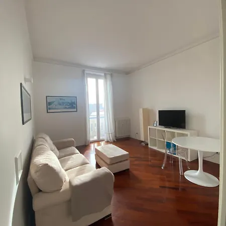 Daire Luminoso Bocconi Navigli Milano