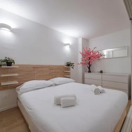 I Host - Forlanini 1 Appartement *