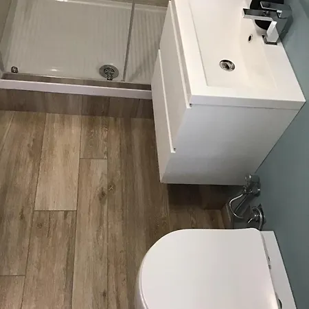 Quarto em Acomodações Particulares Esperienzanarrata Di Maria Adelaide Milão