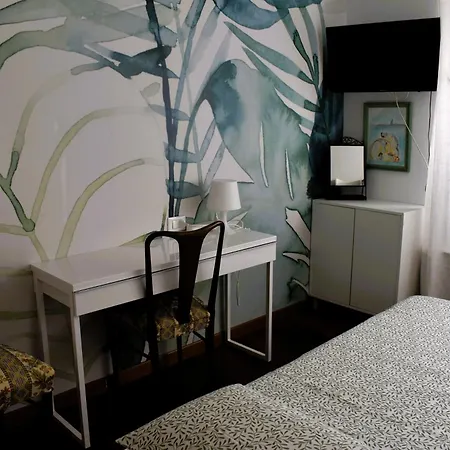 Quarto em Acomodações Particulares Esperienzanarrata Di Maria Adelaide *