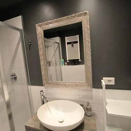 Διαμέρισμα Nella Movida Di Isola-porta Nuova