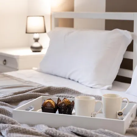 Elegant Near Metro Porta Romana,3 Fermate Subway-stop A Duomo, Wifi-netflix Free