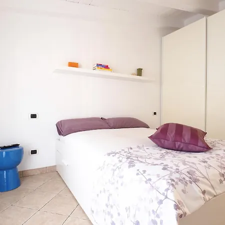 Lomellina 10 Minuti Dal Centro Apartment