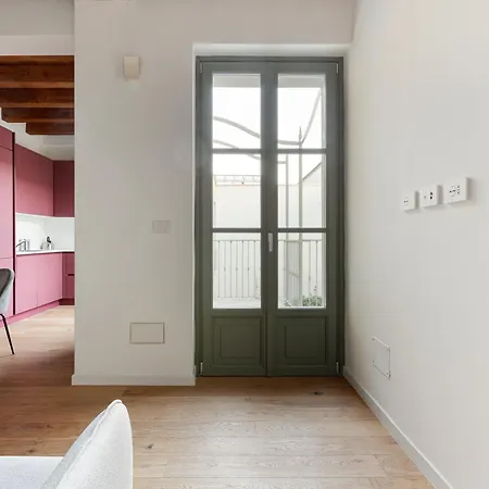 شقة Guesthost - Modern In With Balcony