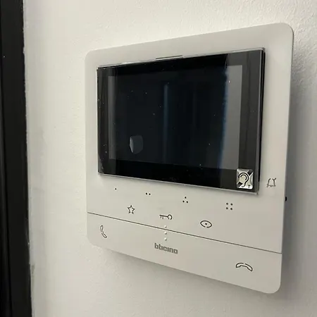 Bilocale Metro 4 - Linate Airport E Duomo 10 Min Mailand