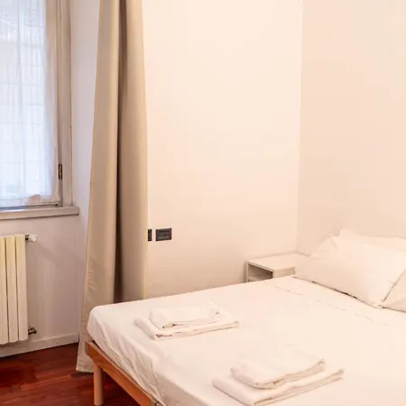 Apartment Superhouse Piazza Duomo Area Milan
