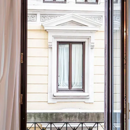 Apartment Superhouse Piazza Duomo Area *