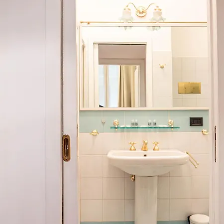 Superhouse Piazza Duomo Area Apartment *