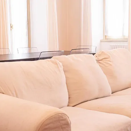 Apartment Superhouse Piazza Duomo Area Milan