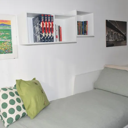 Quarto em Acomodações Particulares Esperienzanarrata Di Maria Adelaide *