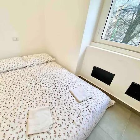 Apartament 12 Minuti Dal Duomometro+10 Posti Letto