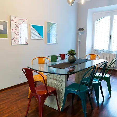 Sweet House Deluxe Apartment