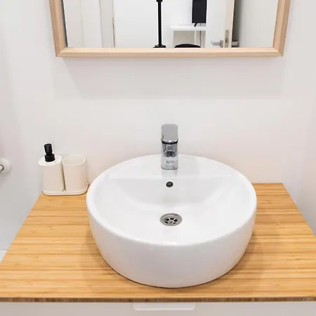 Urban Cozy Retreat 20 Minutes To Duomo Apartament *
