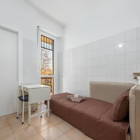 Free Private Parking - 5 Min To Metro - Access Control Guard - Quiet Apartmán *