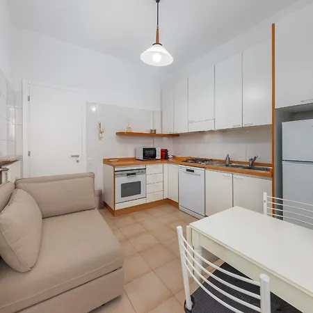 Free Private Parking - 5 Min To Metro - Access Control Guard - Quiet Apartmán Milán