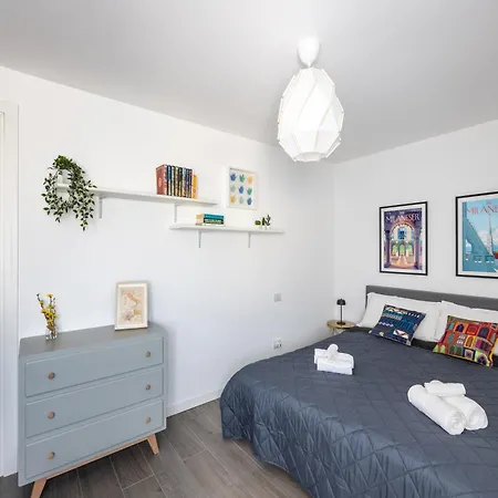 Bocconi's Nest - Close To Duomo With Terrace Appartamento