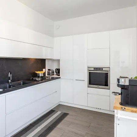 Bocconi's Nest - Close To Duomo With Terrace Apartmán *