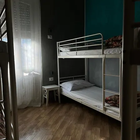 Gloria Hostel