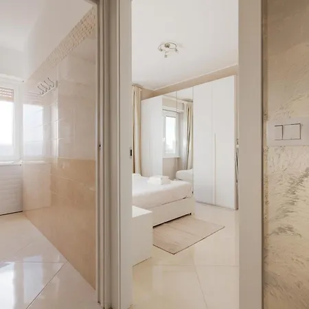 Guesthost - Niguarda Bright W Balcony Apartmán Milán