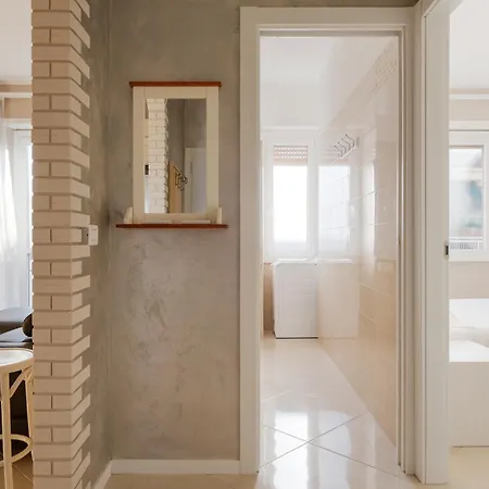 شقة Guesthost - Niguarda Bright W Balcony ميلان