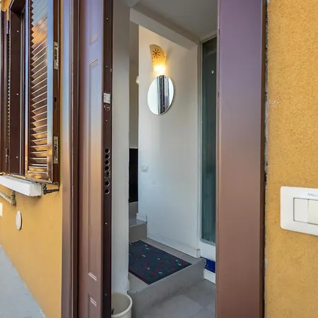 Accademia By Halldis Apartment Milan