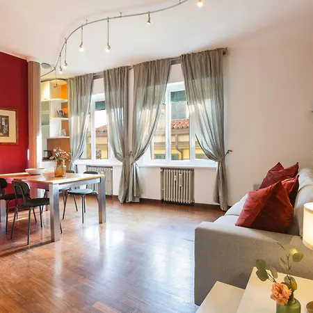 Casa Brera - Via Madonnina View