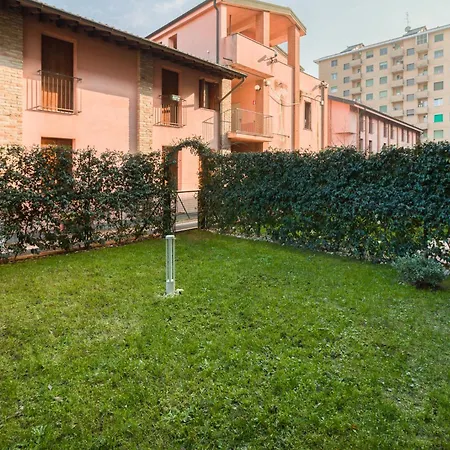 Apartment Con Giardino Navigli