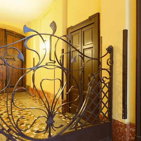 Apartment St Milan