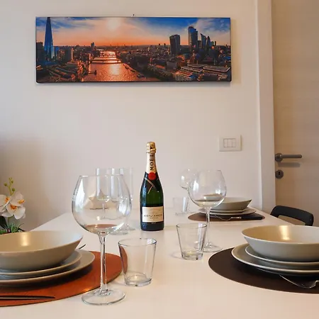 Apartment Bright Apartament In Cascina Merlata - Bloom Milan