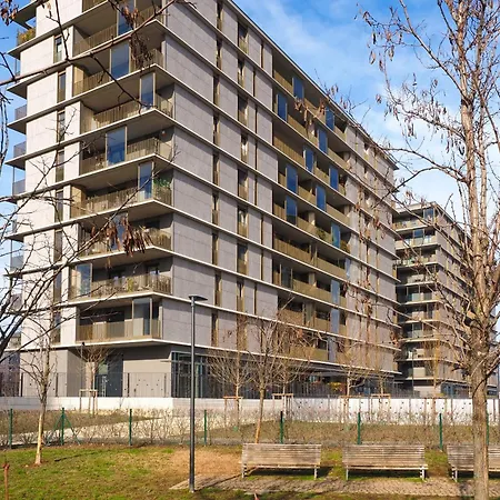 Bright Apartament In Cascina Merlata - Bloom Apartment