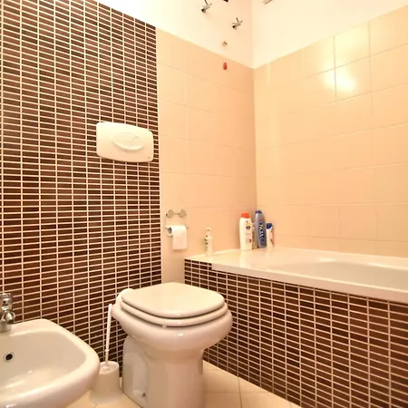 Luxury & Cozy 90 Sqm Flat Facing “bosco Verticale” Apartment Milan