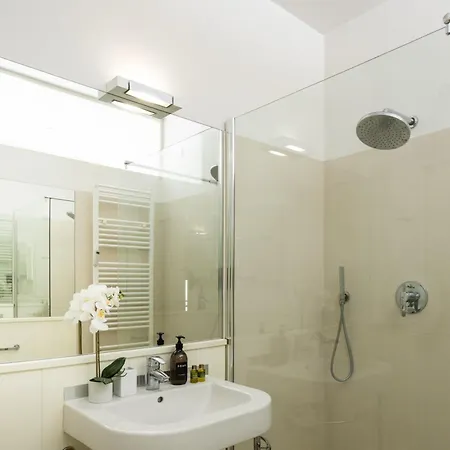 Life View With Terrace R&r *