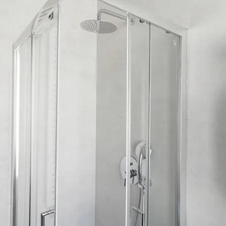 Italianway Comfort - Buenos Aires 65 E * Milan