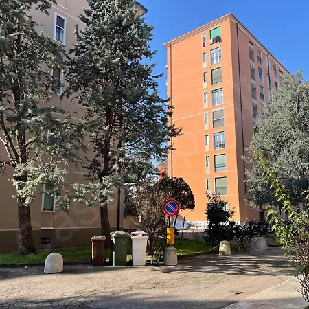 Guesthost - Alices House Modern Apartamento *