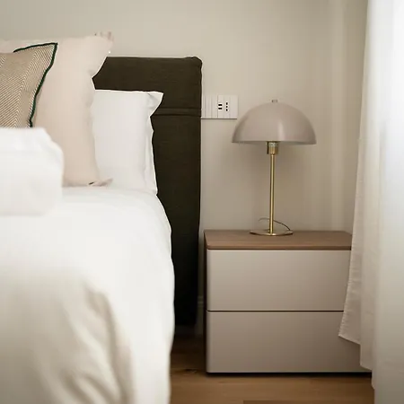 Luminoso Trilocale Certosa - Mirable Pm * Milano