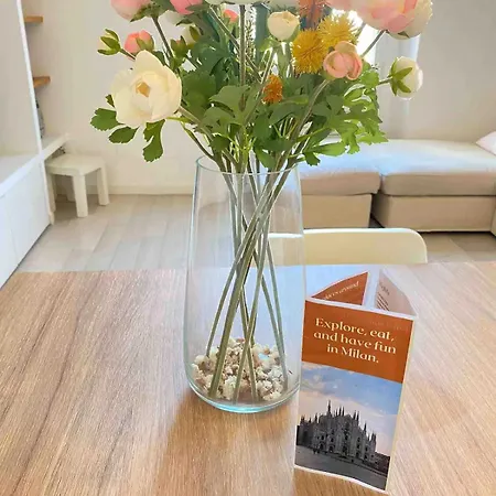 Lovely Flat In The Heart Of The Navigli アパート *