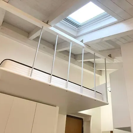 La Mansarda Di Porta Venezia Studio Centro