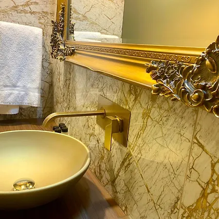 Intomilan I Design Galleria Del Corso Διαμέρισμα