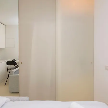 Ihost - Marghera 18 Apartament *