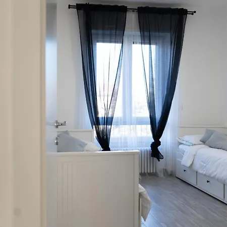 10min Rhofiera & Sansiro - 5min Metro - Ac - Freeparking شقة *