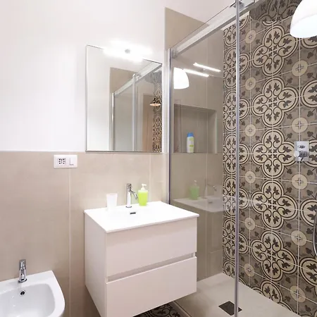 Primopiano - Russo * Milán