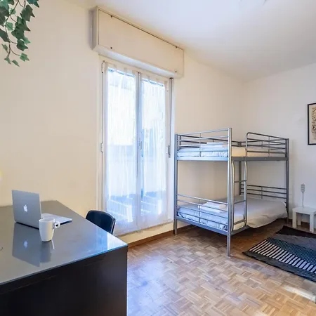 Rooftop Con Terrazzo - Duomo A 15 Minuti شقة ميلان
