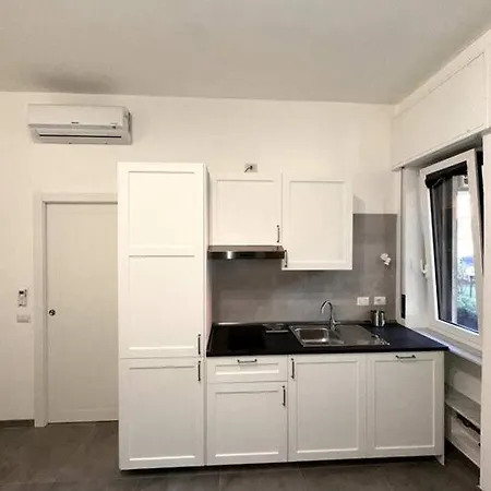 Duomo Studio Varesina Apartmán *