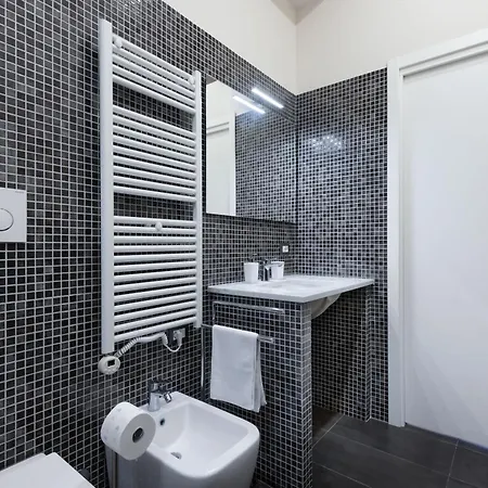 Apartment Navigli - Uni Bocconi Elegant Suite, Wi-fi, Tram Mailand