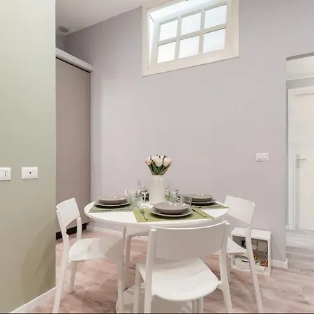 Porta Garibaldi-isola Apartment Milan